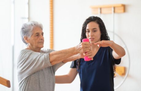 In-Home Physical Therapy vs Outpatient (1)